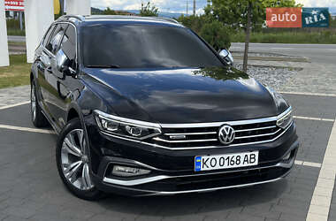 Универсал Volkswagen Passat 2019 в Мукачево