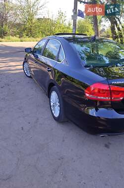 Седан Volkswagen Passat 2014 в 
