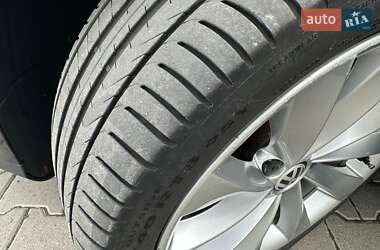 Седан Volkswagen Passat 2009 в 