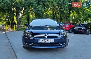 Седан Volkswagen Passat 2013 в Кременчуге