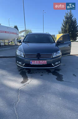 Універсал Volkswagen Passat 2012 в Кременці