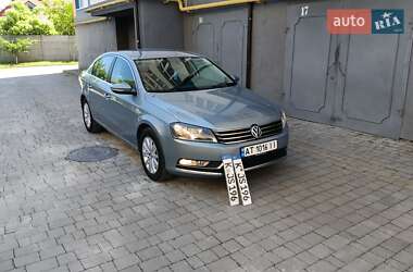 Седан Volkswagen Passat 2011 в Ивано-Франковске