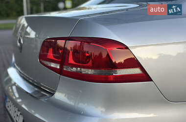 Седан Volkswagen Passat 2013 в 