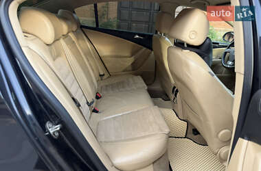Седан Volkswagen Passat 2006 в 