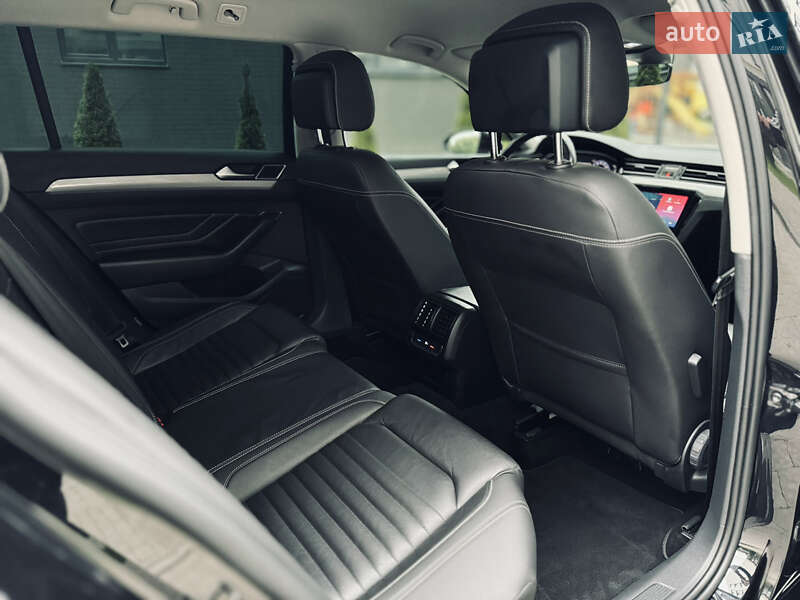 Універсал Volkswagen Passat 2019 в Львові