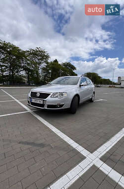 Универсал Volkswagen Passat 2006 в Одессе