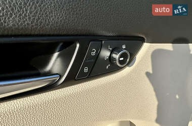 Седан Volkswagen Passat 2012 в 