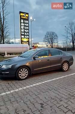Седан Volkswagen Passat 2008 в 