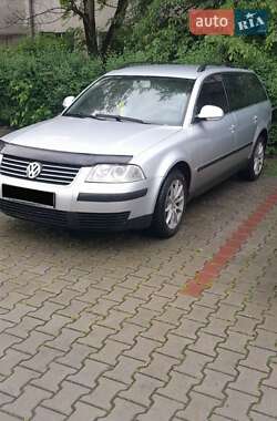 Універсал Volkswagen Passat 2005 в Чернівцях