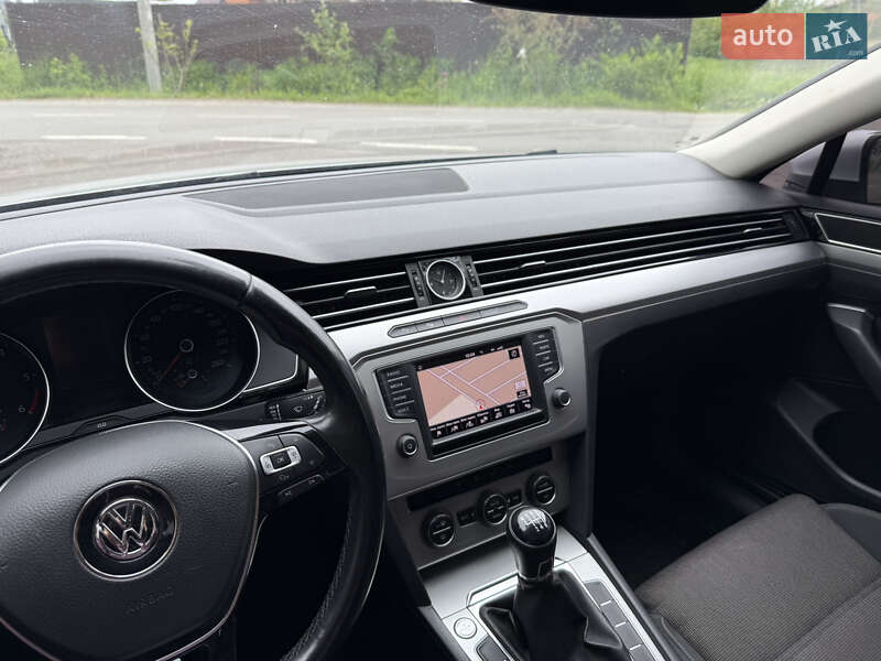 Универсал Volkswagen Passat 2016 в Виннице фото 17 Универсал Volkswagen Passat 2016 в Виннице