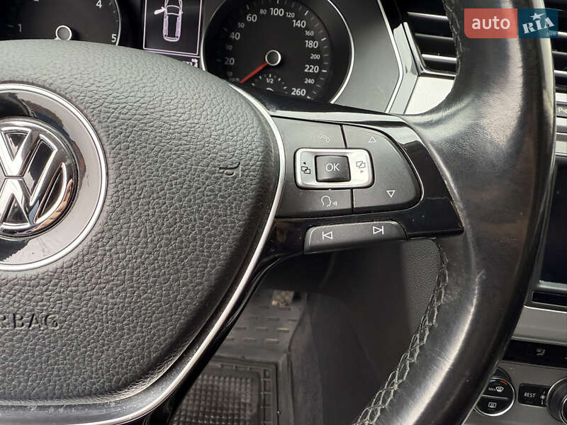 Универсал Volkswagen Passat 2016 в Виннице фото 22 Универсал Volkswagen Passat 2016 в Виннице