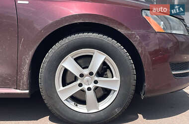 Седан Volkswagen Passat 2013 в 