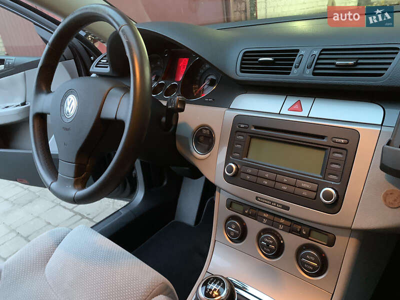 Универсал Volkswagen Passat 2006 в Луцке
