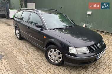 Универсал Volkswagen Passat 1997 в 