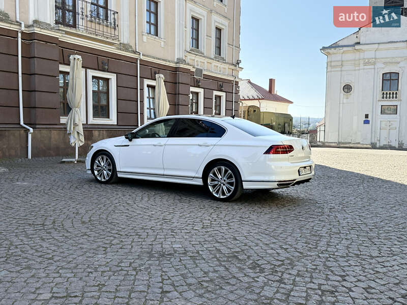 Седан Volkswagen Passat 2017 в Каменец-Подольском
