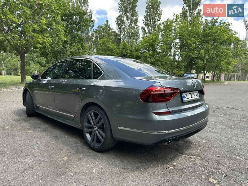 Седан Volkswagen Passat 2016 в Миколаєві