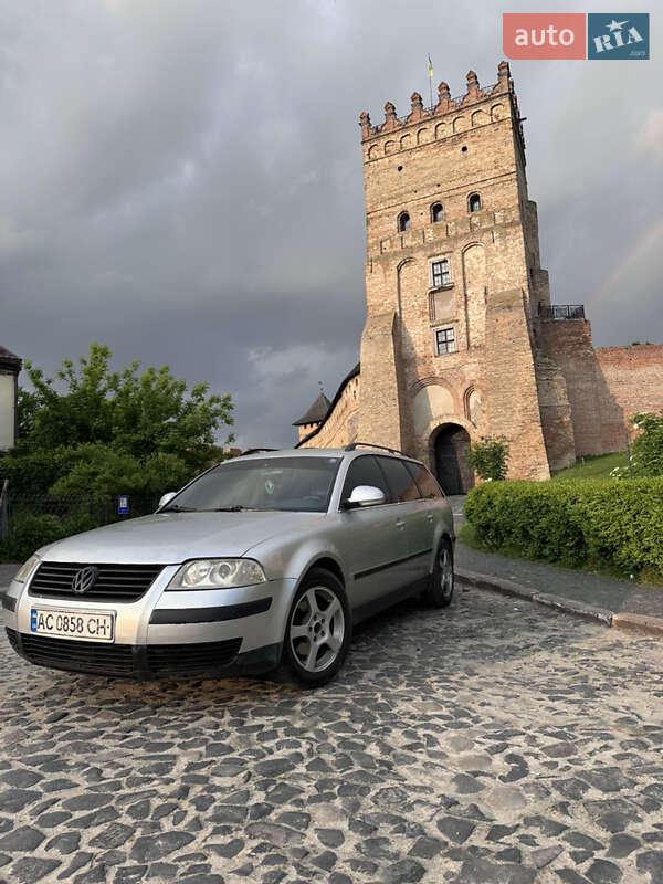 Универсал Volkswagen Passat 2004 в 