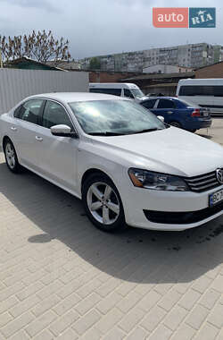 Седан Volkswagen Passat 2013 в 