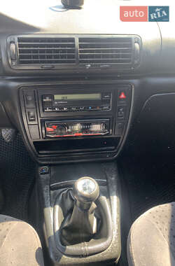 Седан Volkswagen Passat 1997 в 