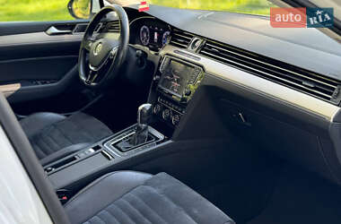 Універсал Volkswagen Passat 2015 в 