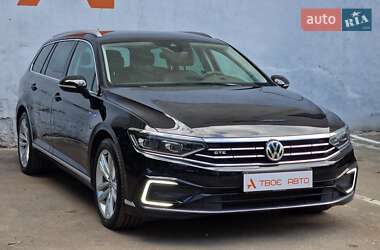 Универсал Volkswagen Passat 2020 в 