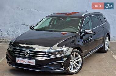 Универсал Volkswagen Passat 2020 в 