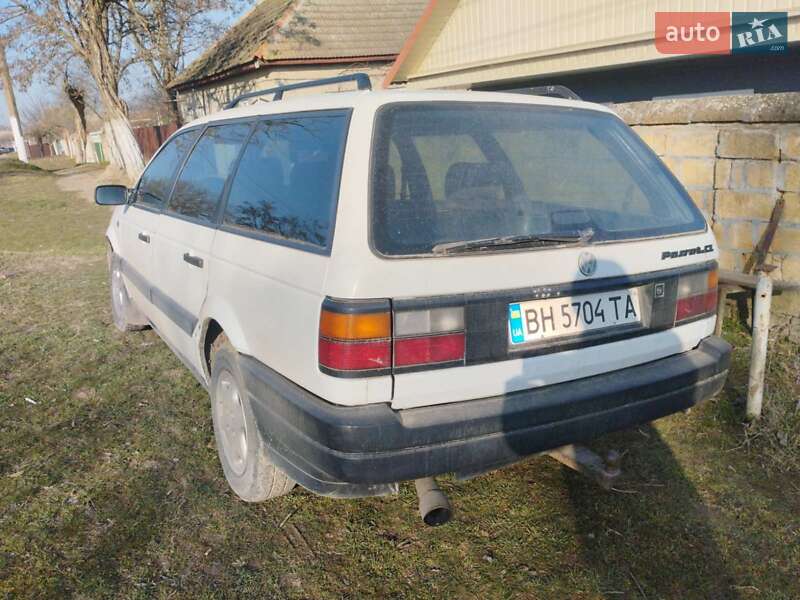 Универсал Volkswagen Passat 1988 в Болграде
