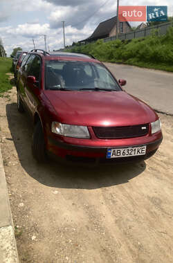 Універсал Volkswagen Passat 1998 в Вороновиці