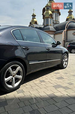 Седан Volkswagen Passat 2007 в 