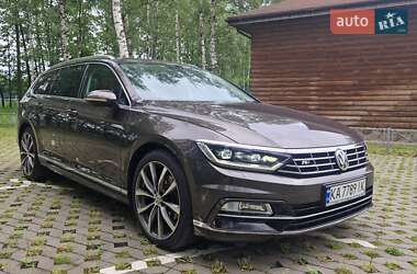 Универсал Volkswagen Passat 2015 в Киеве