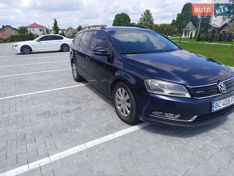 Універсал Volkswagen Passat 2012 в Львові
