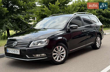 Універсал Volkswagen Passat 2014 в Києві