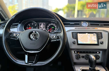 Універсал Volkswagen Passat 2017 в 