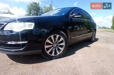 Седан Volkswagen Passat 2006 в Пулинах