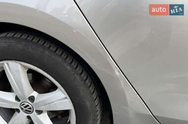 Седан Volkswagen Passat 2012 в 