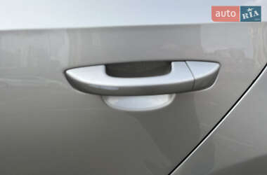 Седан Volkswagen Passat 2012 в 