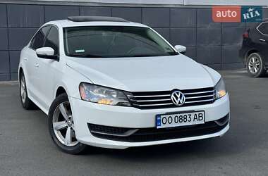 Седан Volkswagen Passat 2012 в Одессе
