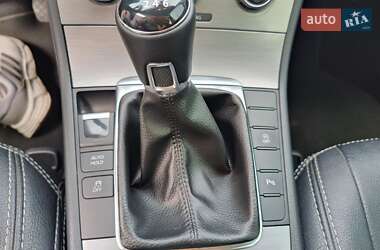 Універсал Volkswagen Passat 2014 в 