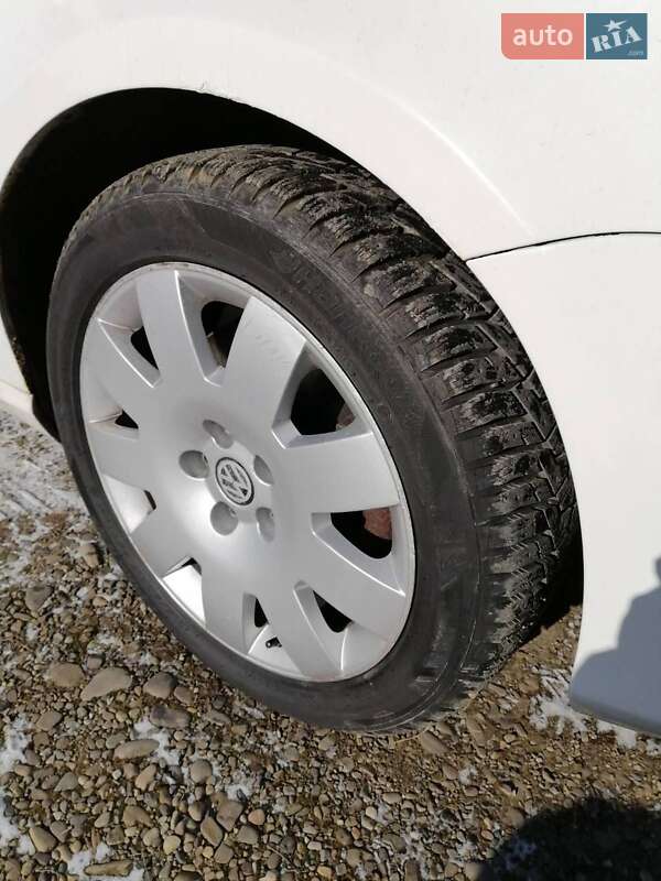 Универсал Volkswagen Passat 2012 в Стрые