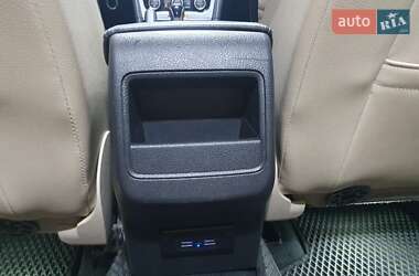 Седан Volkswagen Passat 2013 в 
