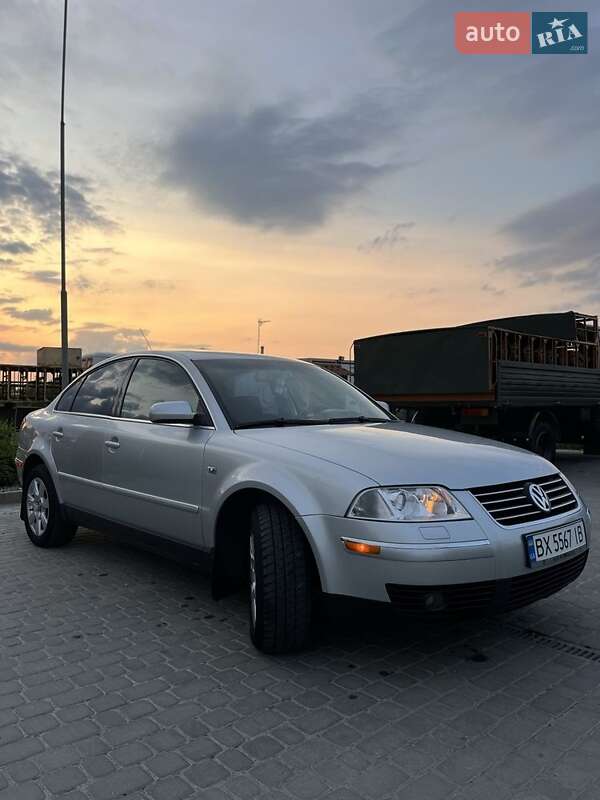 Седан Volkswagen Passat 2003 в Кам'янець-Подільському