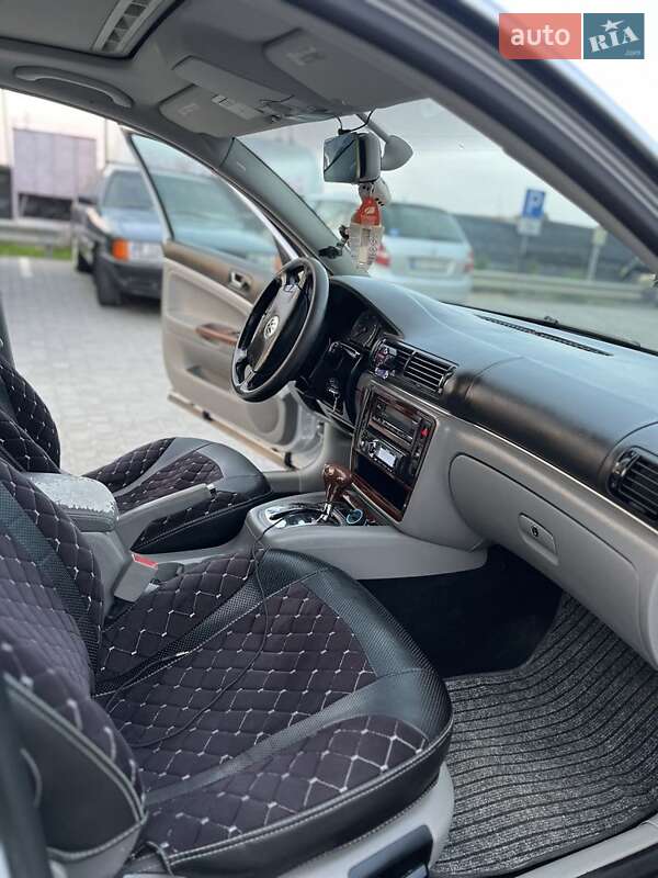 Седан Volkswagen Passat 2003 в Кам'янець-Подільському