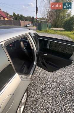 Универсал Volkswagen Passat 2010 в 