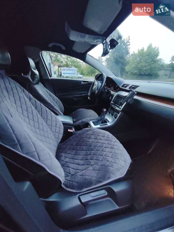 Універсал Volkswagen Passat 2006 в Хоролі