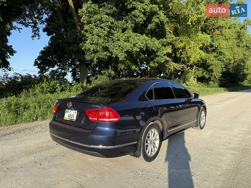 Седан Volkswagen Passat 2013 в Каменец-Подольском