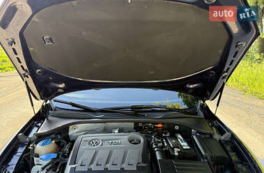 Седан Volkswagen Passat 2013 в 