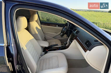 Седан Volkswagen Passat 2013 в 