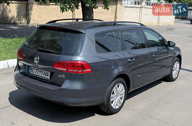 Універсал Volkswagen Passat 2011 в 