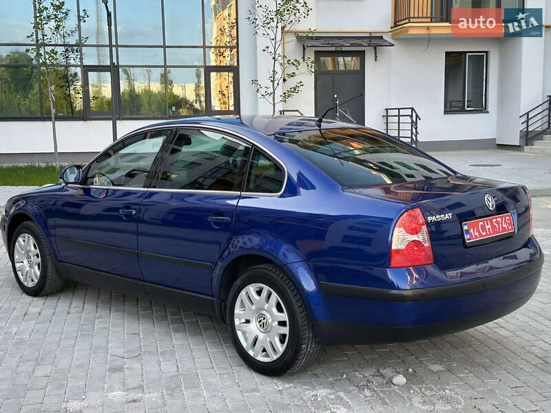 Седан Volkswagen Passat 2004 в Вінниці