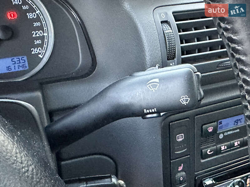 Седан Volkswagen Passat 2004 в Вінниці